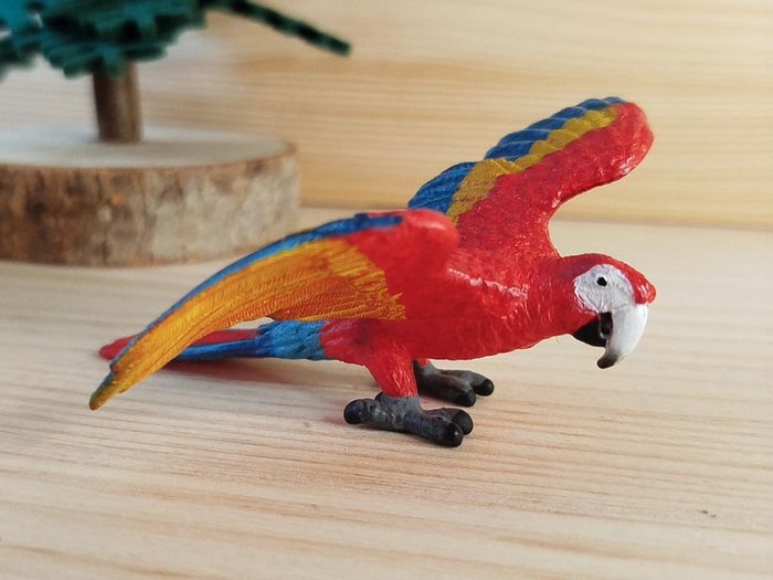 Schleich oiseau perroquet rouge Figurine animal de l'équateur - photo numéro 2
