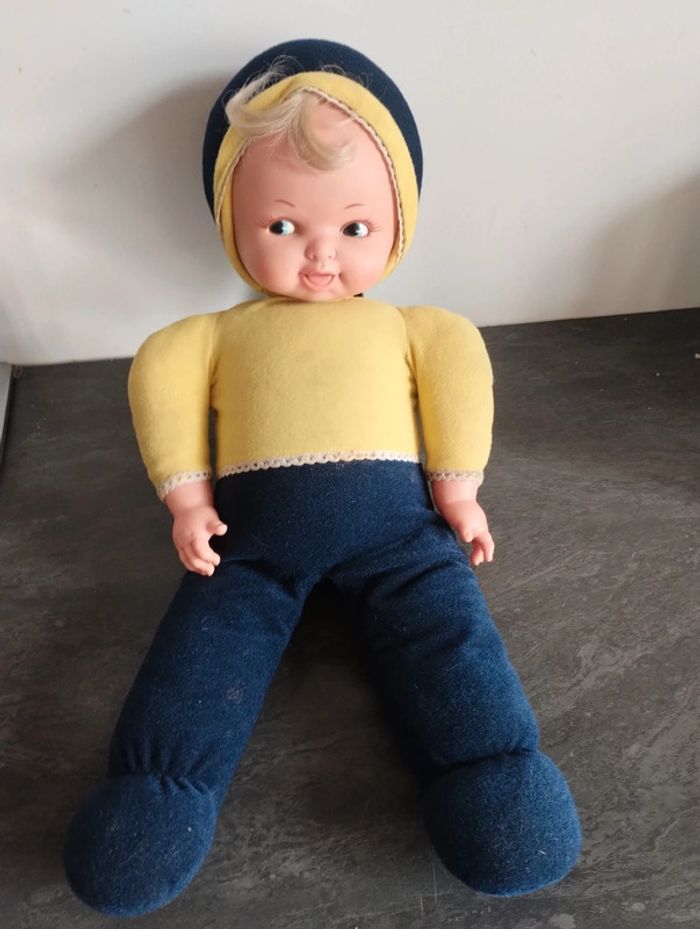 Poupée vintage