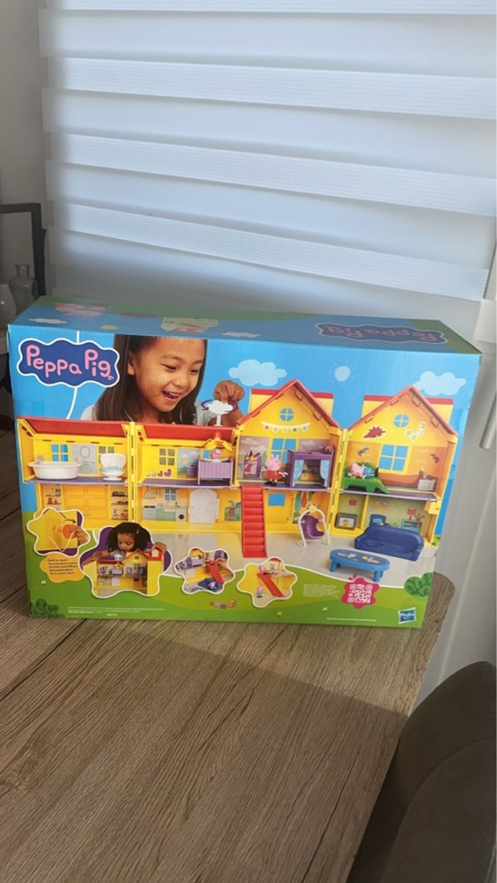 Peppa pig et sa grande maison