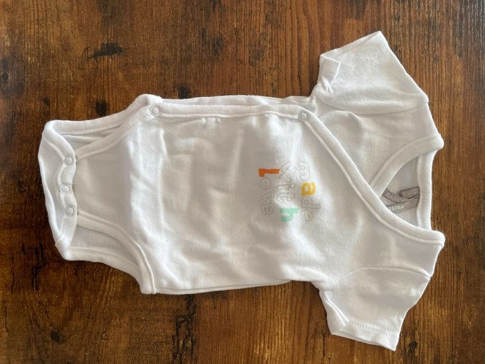 Lot de 6 bodies blancs à manches courtes - photo numéro 7