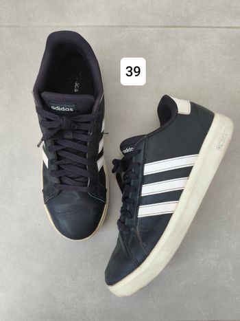 Chaussures adidas taille 39
