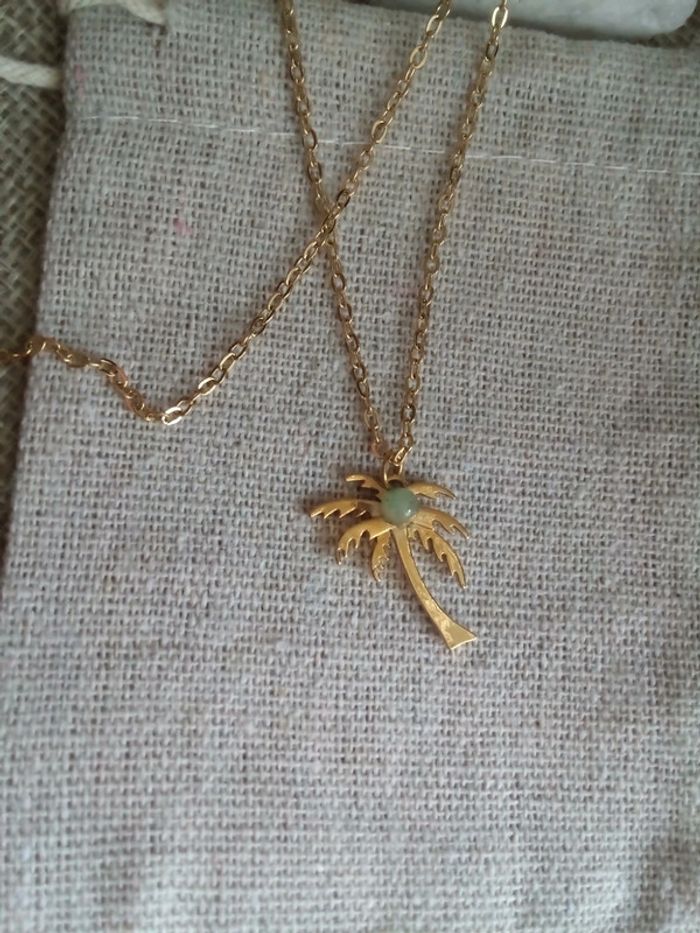 Collier pendentif palmier et pierre aventurine verte - photo numéro 3
