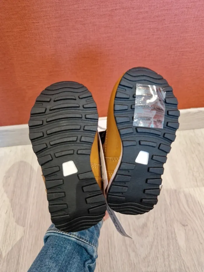 Baskets Kappa neuves taille 23 - photo numéro 4