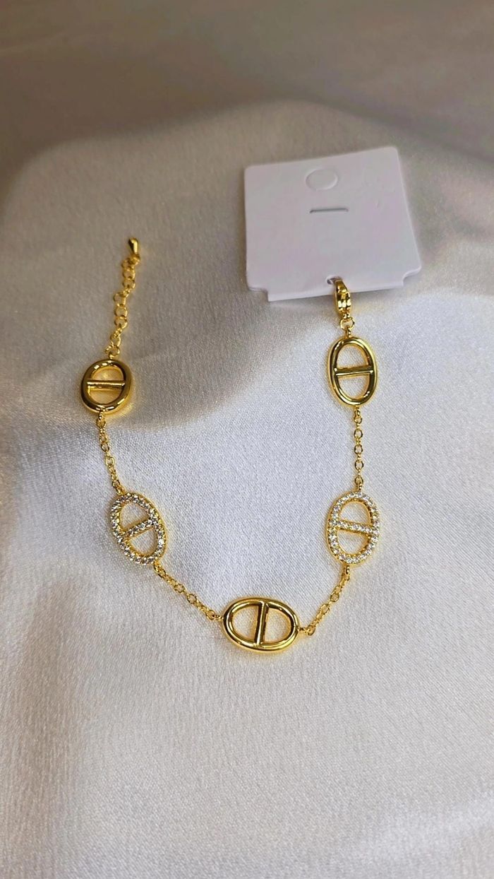 Bracelet très chic - photo numéro 4