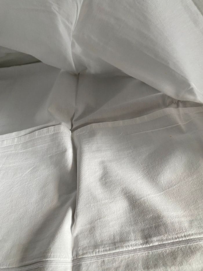 Taie d'oreiller blanche à bordure - photo numéro 3