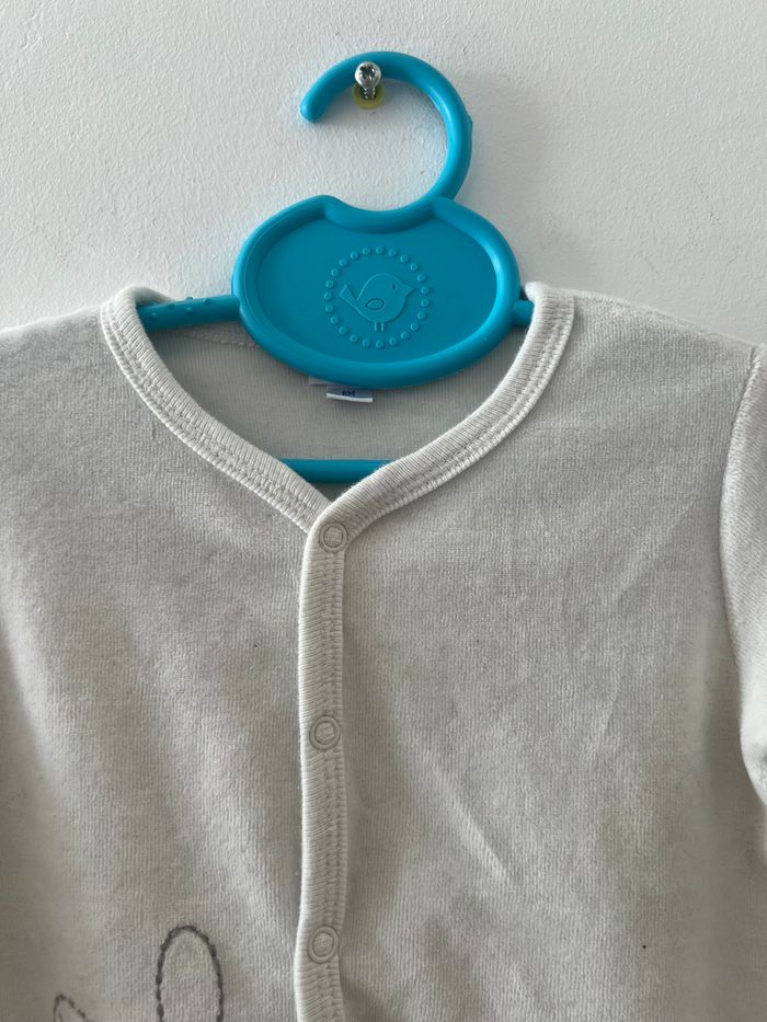 Pyjama blanc - photo numéro 3