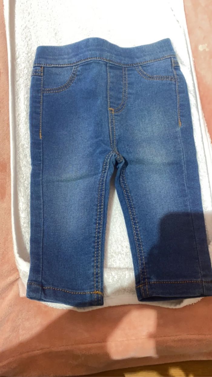 Jeans / piece ou lot - photo numéro 2