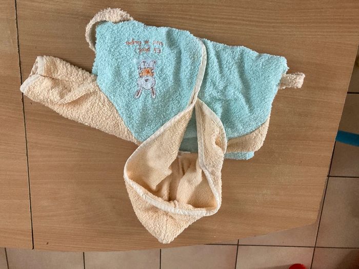 Peignoir éponge taille 1 ans - photo numéro 3