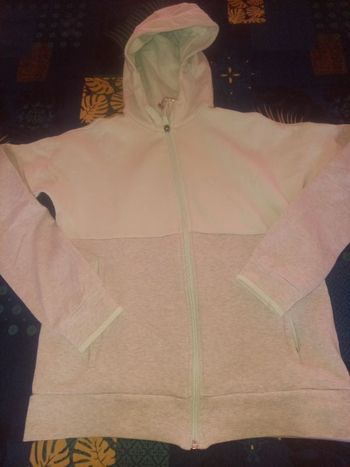 Sweat sport 12-13 ans