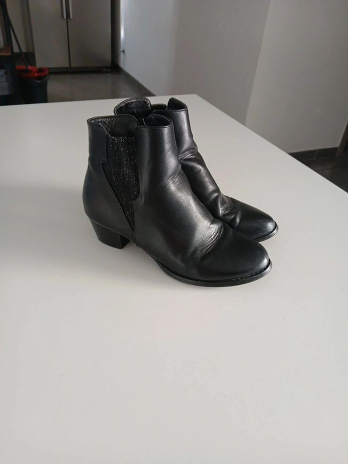 Bottine noire