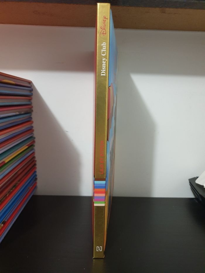 Au choix ! Livre disney club tranche doré - photo numéro 7
