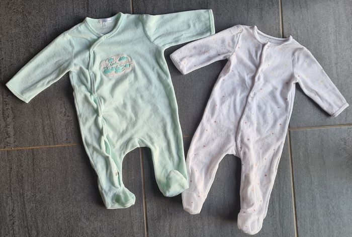Pyjamas 9 mois