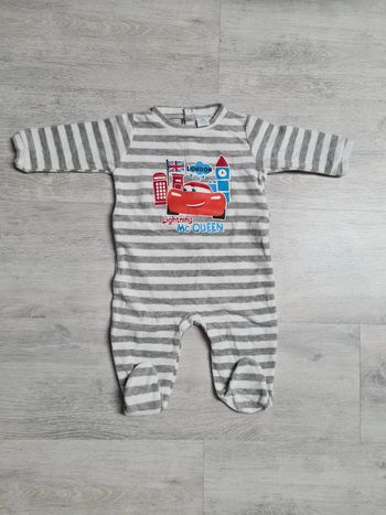 Pyjama velours rayé blanc et gris Cars de Disney Baby 12 mois
