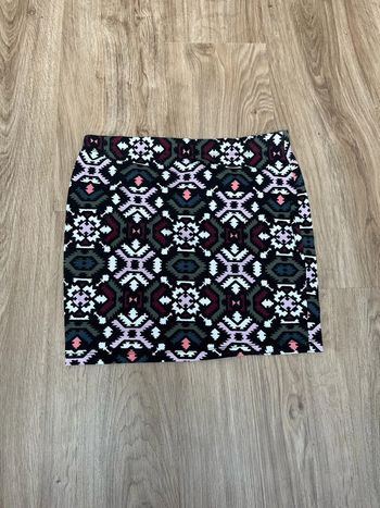 Jupe à motifs FB Sister taille M femme état neuf