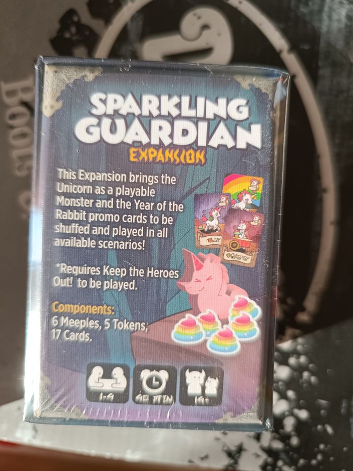 Keep the heroes out sparkling guardian - photo numéro 2