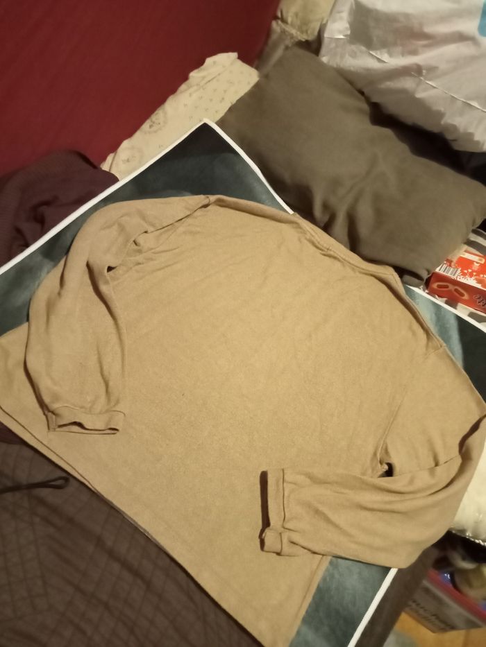 Pull 🧳 - photo numéro 7