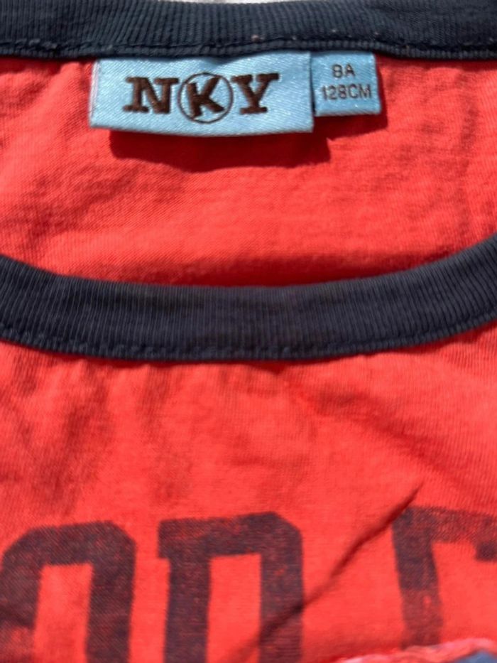 T shirt NKY taille 8 ans rouge - photo numéro 3