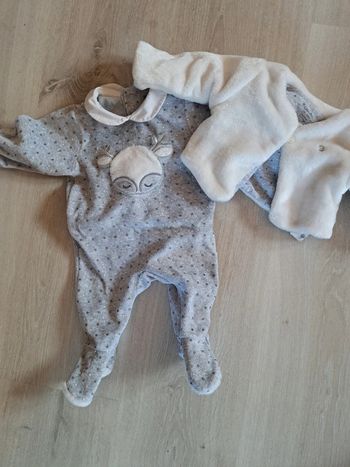 Ensemble pyjama et gilet chauds
