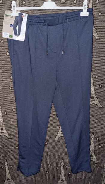 Pantalon bleu taille 46-48
