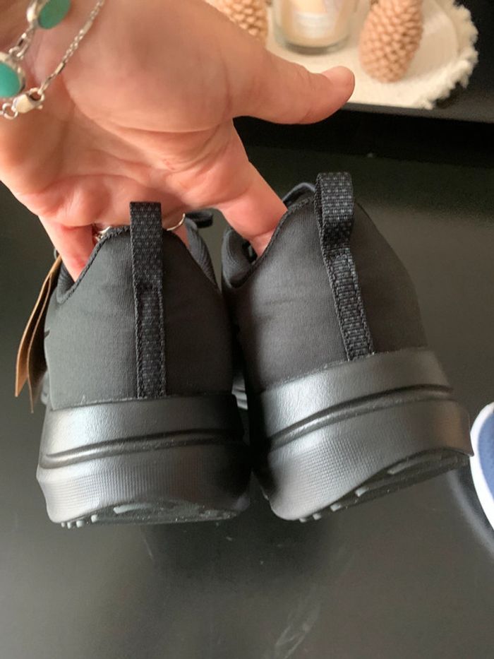 Très belle baskets Nike All Black en Pointure 47 - photo numéro 8