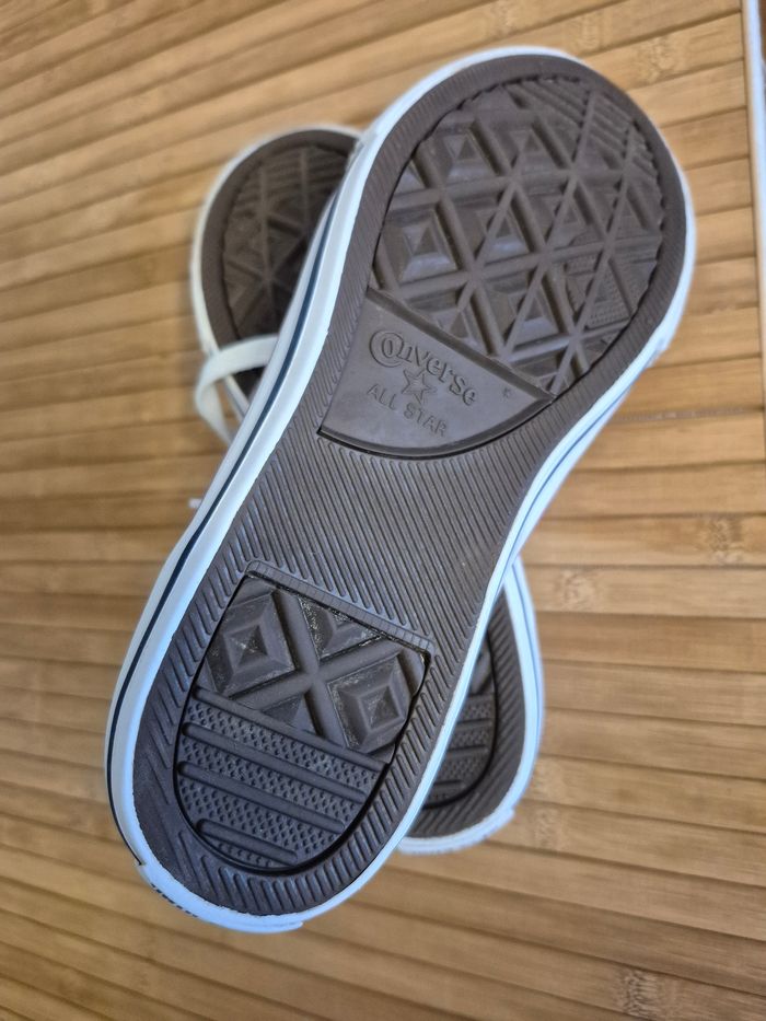 Baskets basses converse taille 38 - photo numéro 3