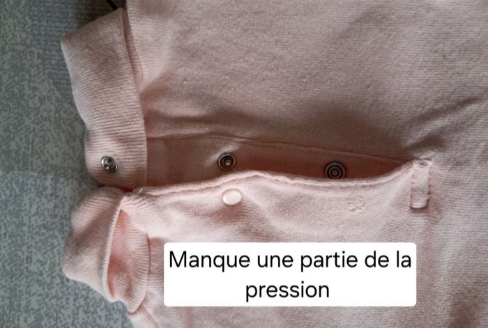 Ensemble NEUF pour fille robe 1 an et gilet 18 mois - photo numéro 10