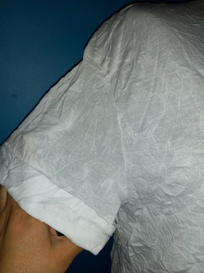 Tee-shirt Zara froissé S - photo numéro 4