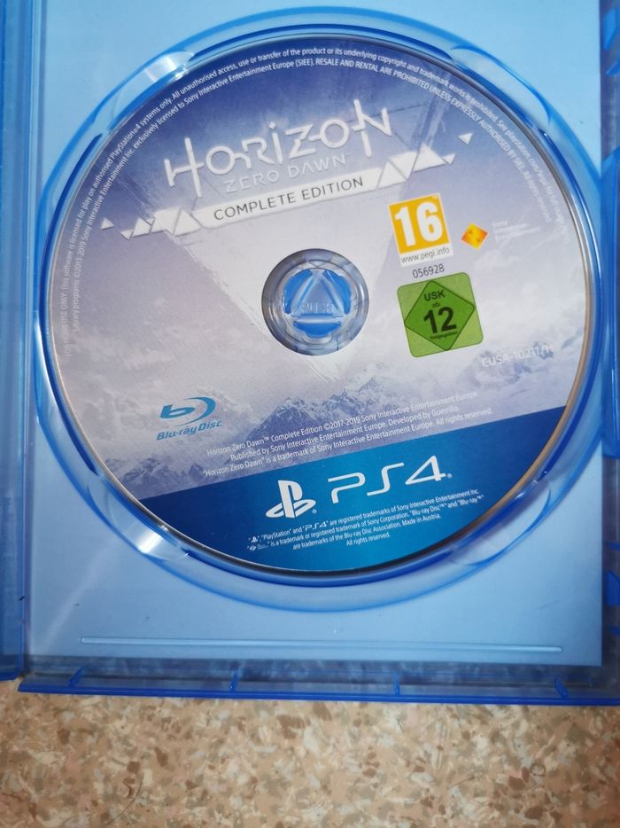 Horizon zero dawn complete edition ps4 - photo numéro 2