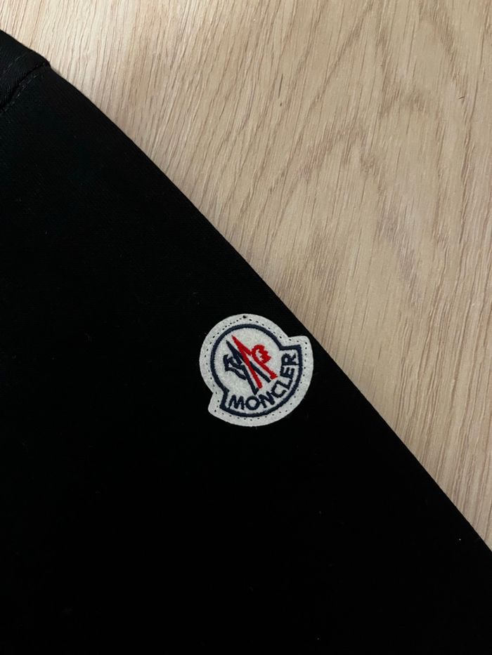 Pull monclr - photo numéro 5