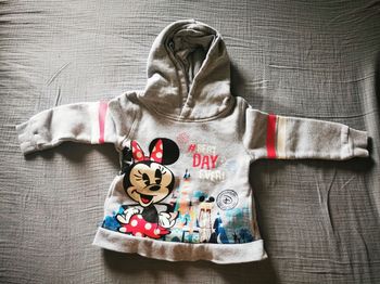 Pull Minnie Taille 6 ans