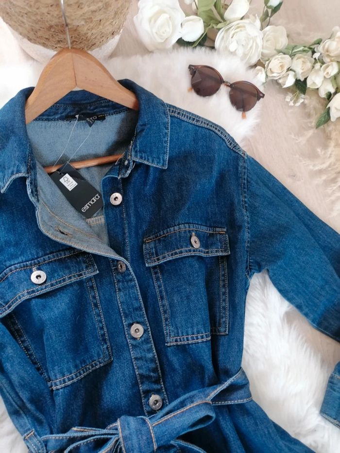 Jolie robe jeans taille 44 neuve avec étiquette - photo numéro 2