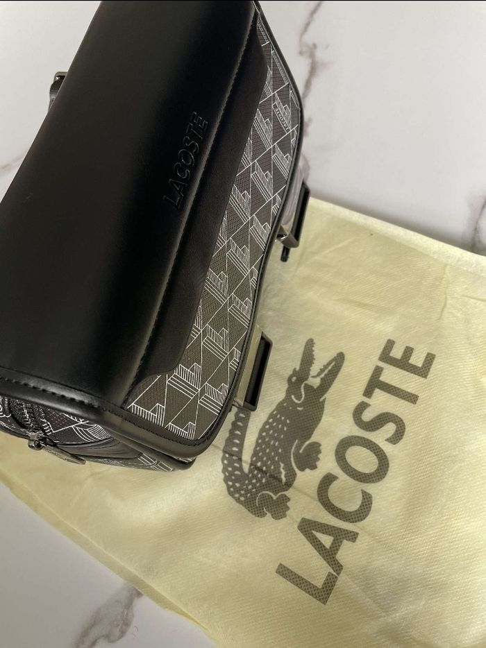 Sacoche Lacoste - photo numéro 2