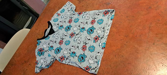 Lot T-shirt garçon 8ans - photo numéro 3