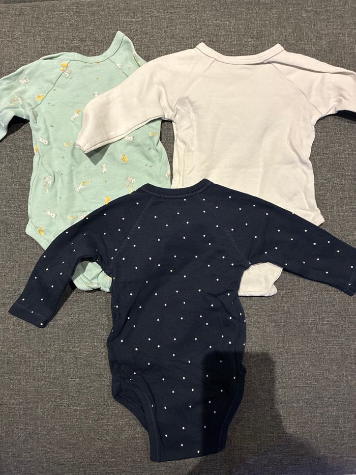 Lot de 3 body Kiabi 6 mois - photo numéro 2