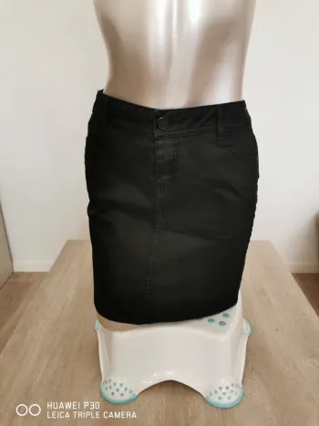 Jupe noire camaïeu