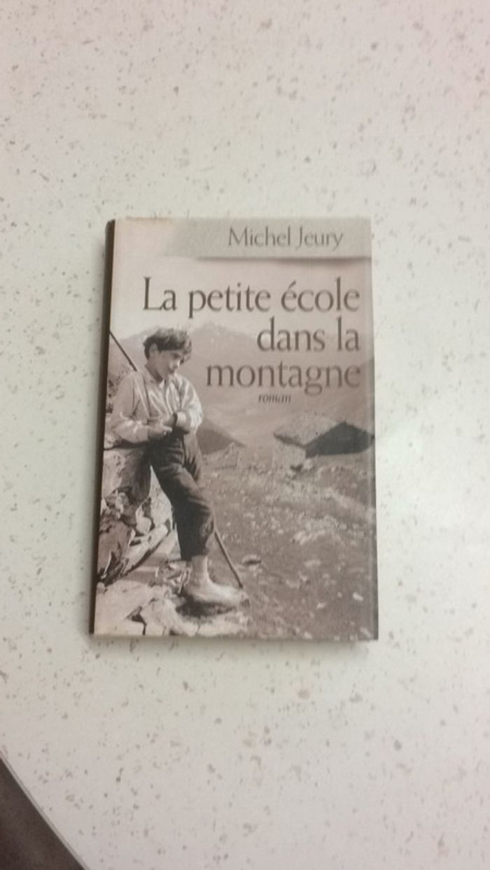 La petite école dans la montagne