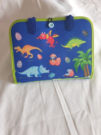 Valisette pédagogie Montessori dinosaure