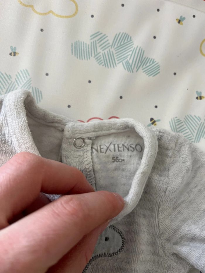 Pyjamas 1 mois - photo numéro 2