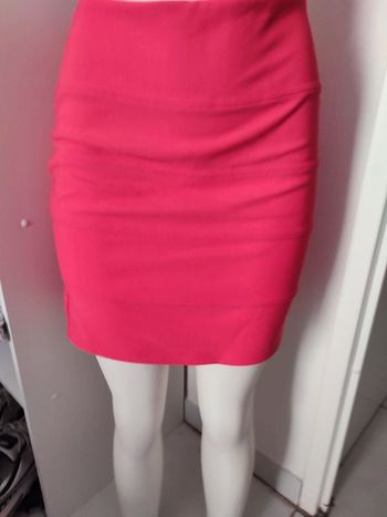 #kytie42femme. Jupe mi longue taille 42