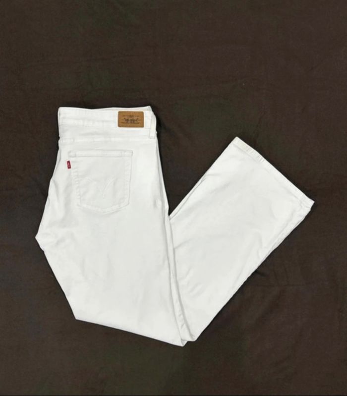 Jean Levi’s 545 Bootcut