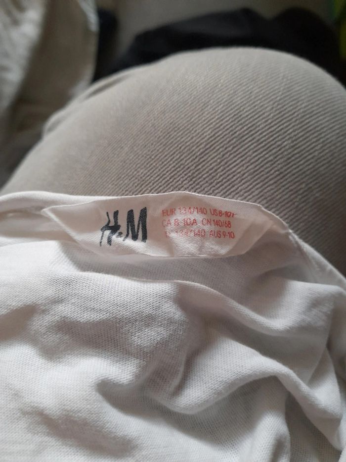 T-shirt H&M 8-10 ans - photo numéro 4