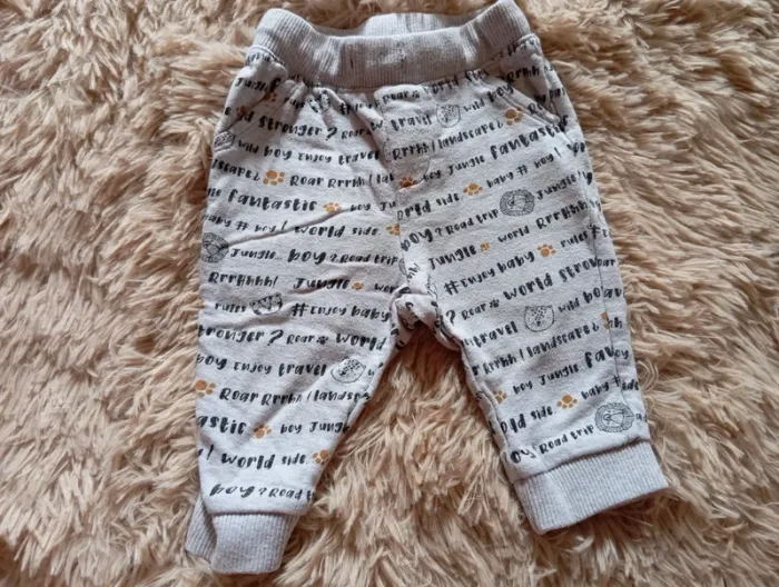 Lot de 2 pantalons bébé 3 mois - photo numéro 2