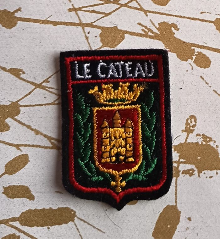 Écusson / blason à coudre ville de Le Cateau