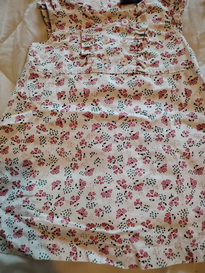 Robe bébé - photo numéro 2