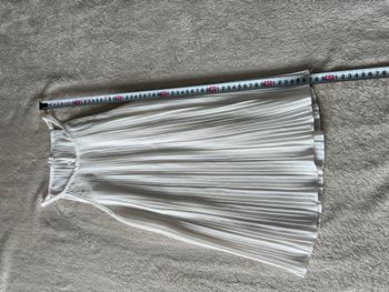 Haut à bretelles – taille S – couleur blanc