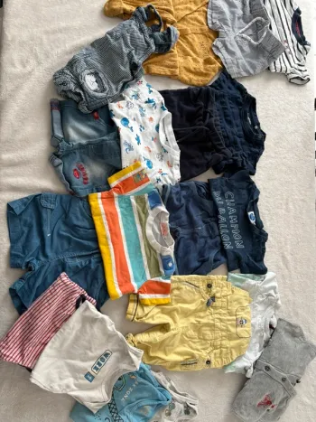 Lot vêtements bébé ETE  garçon – Taille 6 mois – Marques variées