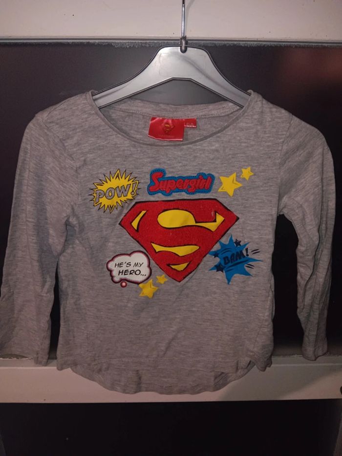 T-shirt supergirl 6 ans