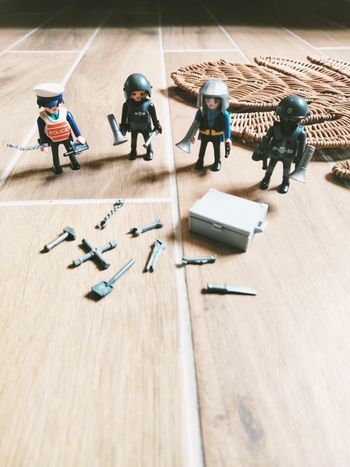 👮Playmobil lot de figurines/personnages forces spéciales gign et policiers