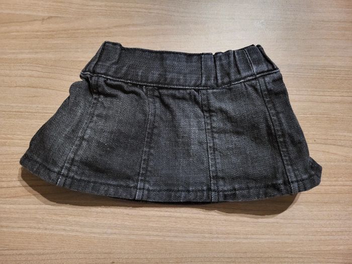 Jupe taille 9 mois