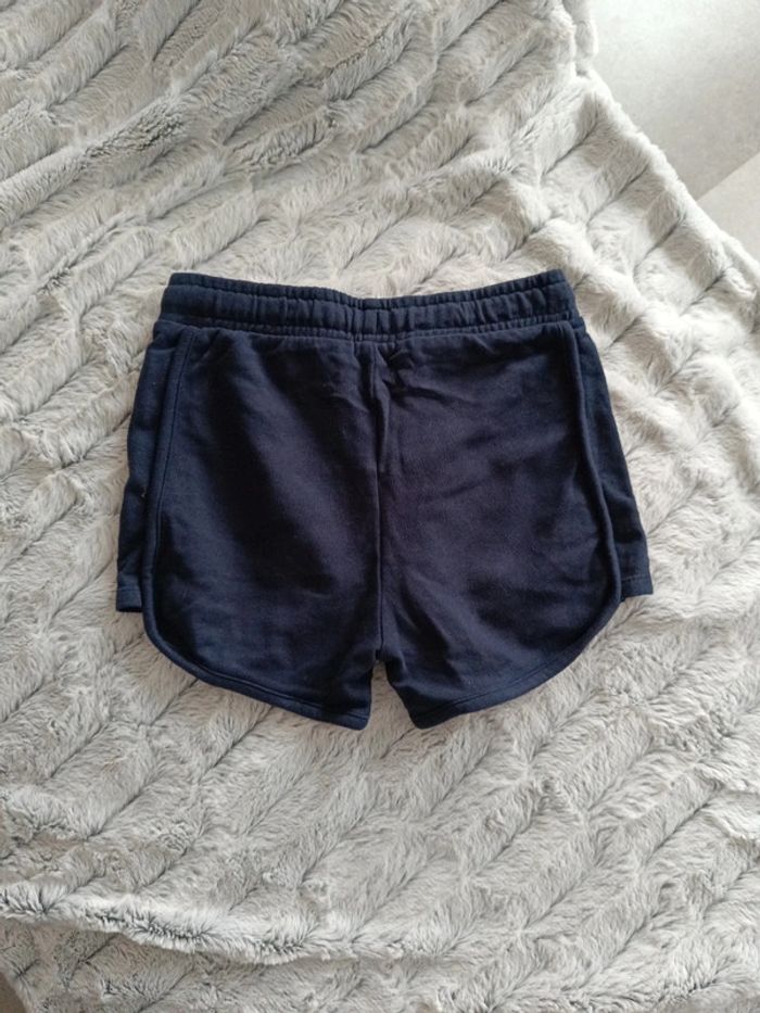 Short 10 ans gemo - photo numéro 3